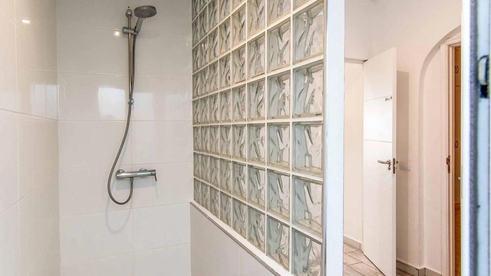 Villa Venecia Callao Salvaje